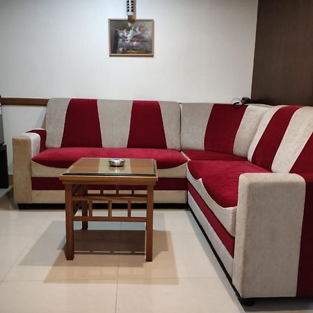 Hotel Western Gatz Тхени Экстерьер фото