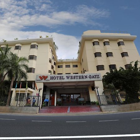 Hotel Western Gatz Тхени Экстерьер фото