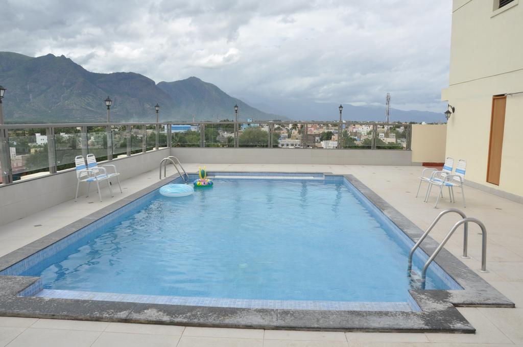 Hotel Western Gatz Тхени Экстерьер фото