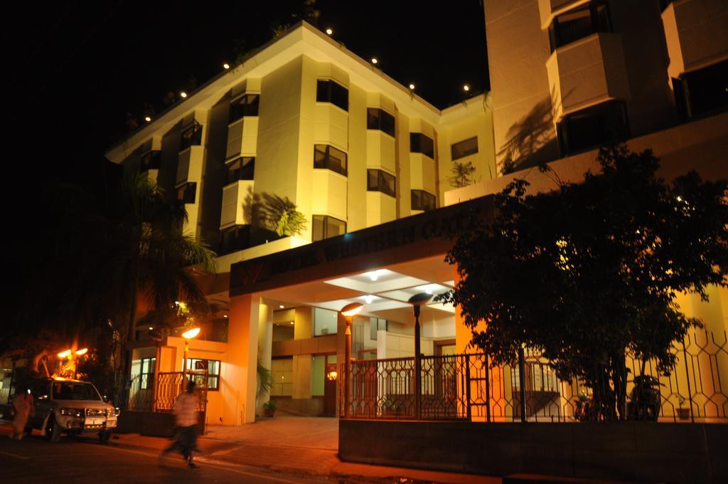 Hotel Western Gatz Тхени Экстерьер фото
